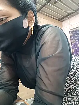 queensenorita online show from 11-28-25, 08:14