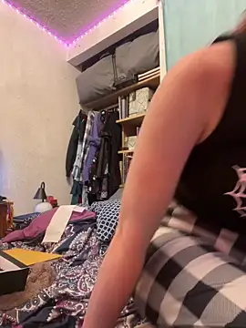 Snapshot of Nina-Chick777 chatting on 05-14-26, 08:11 Nina-Chick777 online show from 05-14-26, 08:11