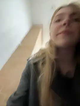 Sunny   Bunny online show from 10-26-25, 01:11