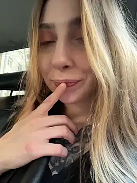 Sunny   Bunny online show from 03-15-26, 01:07