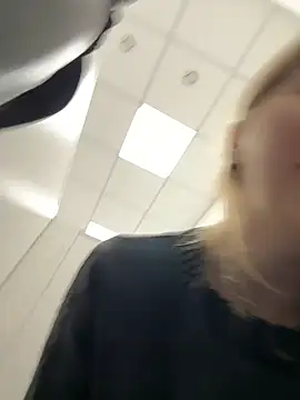 Sunny   Bunny online show from 10-22-25, 12:15