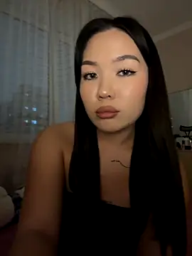 Snapshot of makota_rey chatting on 11-10-25, 06:02 makota rey online show from 11-10-25, 06:02
