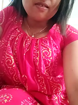 Snapshot of Priya_2222 chatting on 02-16-25, 10:54 Priya 2222 online show from 02-16-25, 10:54