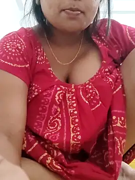 Snapshot of Priya_2222 chatting on 03-07-25, 02:12 Priya 2222 online show from 03-07-25, 02:12