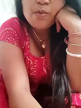 Snapshot of Priya_2222 chatting on 02-10-25, 06:09 Priya 2222 online show from 02-10-25, 06:09