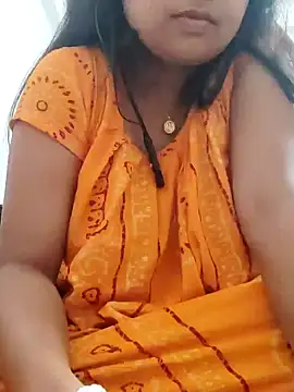 Snapshot of Priya_2222 chatting on 02-11-25, 07:05 Priya 2222 online show from 02-11-25, 07:05