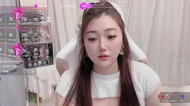 Snapshot of Stars_Elyn chatting on 01-22-25, 01:11 Stars Elyn online show from 01-22-25, 01:11