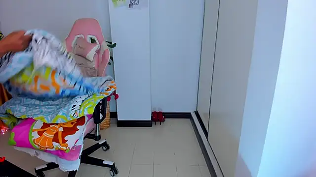 Snapshot of Michel_Jones chatting on 02-27-25, 06:02 Michel Jones online show from 02-27-25, 06:02