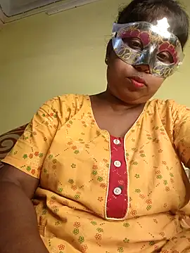 Snapshot of tinabhabhi chatting on 04-26-26, 10:01 tinabhabhi online show from 04-26-26, 10:01