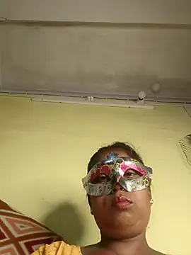 Snapshot of tinabhabhi chatting on 05-20-26, 09:50 tinabhabhi online show from 05-20-26, 09:50