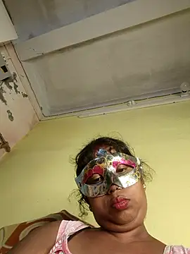 Snapshot of tinabhabhi chatting on 05-10-26, 10:19 tinabhabhi online show from 05-10-26, 10:19