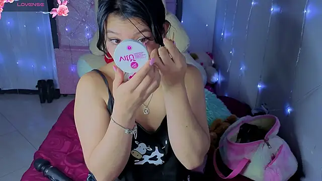 Snapshot of keyla_meow chatting on 10-21-25, 09:14 keyla meow online show from 10-21-25, 09:14