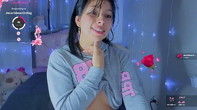 Snapshot of keyla_meow chatting on 09-18-25, 02:14 keyla meow online show from 09-18-25, 02:14