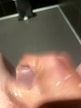 hardandready3523 online show from 01-12-26, 05:20