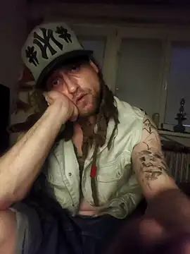 Ozomitro online show from 04-02-26, 04:08