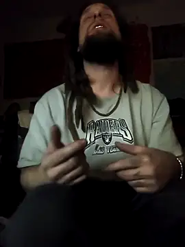 Snapshot of Ozomitro chatting on 02-24-26, 10:10 Ozomitro online show from 02-24-26, 10:10