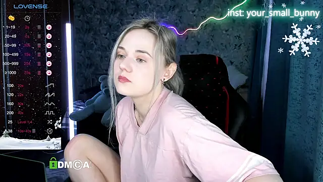 Your small bunny online show from 01-12-26, 03:02