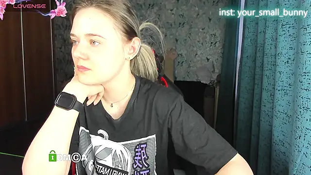 Your small bunny online show from 11-08-25, 02:04