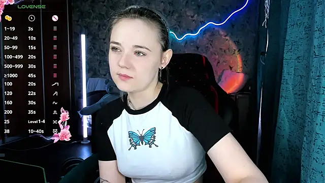 Your small bunny online show from 06-20-26, 02:05