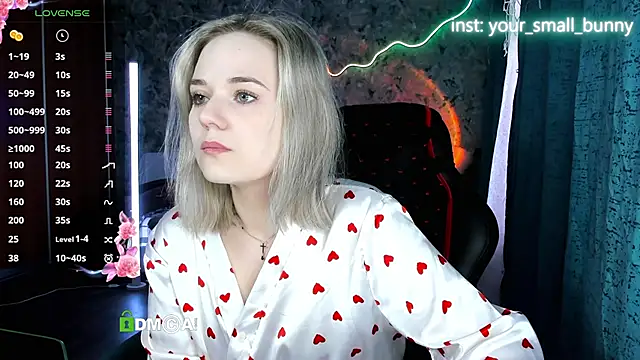 Your small bunny online show from 06-01-26, 02:01