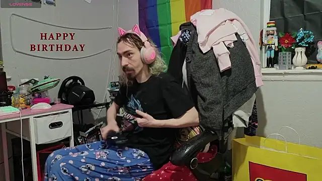 tallnerdyguy online show from 02-10-26, 01:15