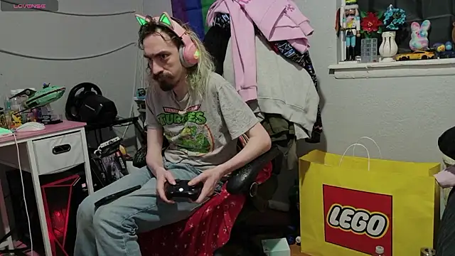 tallnerdyguy online show from 02-08-26, 03:04