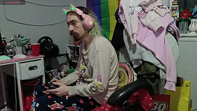 tallnerdyguy online show from 02-14-26, 03:40