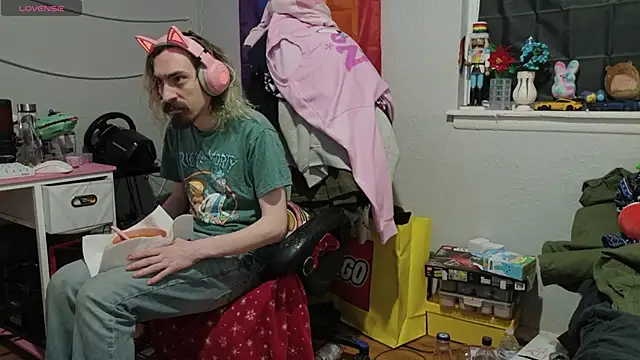 tallnerdyguy online show from 03-01-26, 02:33