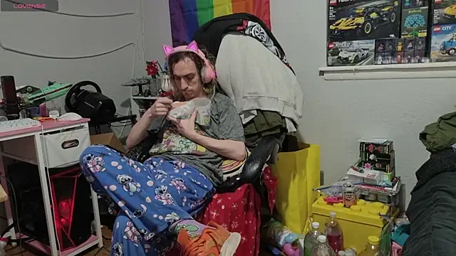 tallnerdyguy online show from 04-04-26, 03:46