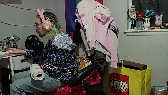 tallnerdyguy online show from 02-12-26, 03:28