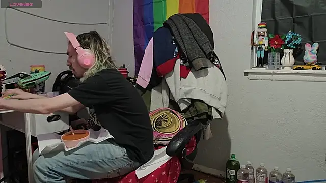 tallnerdyguy online show from 01-13-26, 04:27