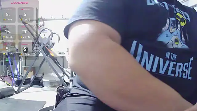 Strong Bear89 online show from 04-20-26, 05:47