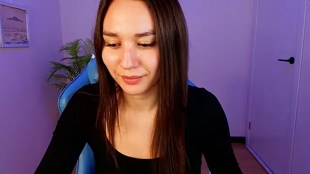 Snapshot of margeriTirell chatting on 10-13-25, 07:10 margeriTirell online show from 10-13-25, 07:10