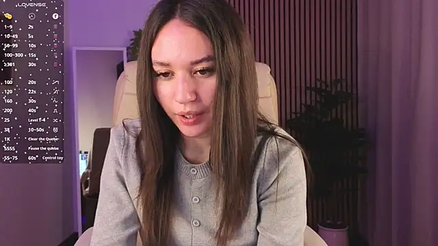 margeriTirell online show from 12-04-25, 02:54