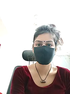 Snapshot of Tisha-01 chatting on 10-23-25, 03:32 Tisha-01 online show from 10-23-25, 03:32