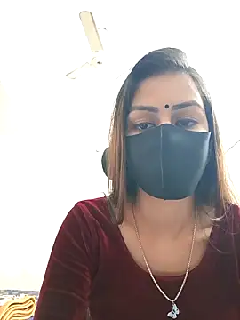 Snapshot of Tisha-01 chatting on 12-21-25, 01:41 Tisha-01 online show from 12-21-25, 01:41