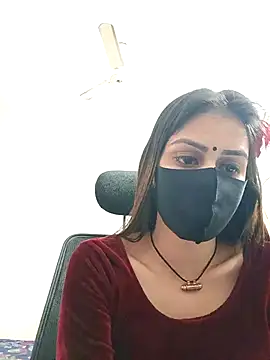 Snapshot of Tisha-01 chatting on 11-25-25, 04:29 Tisha-01 online show from 11-25-25, 04:29