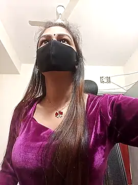 Snapshot of Tisha-01 chatting on 02-26-26, 02:22 Tisha-01 online show from 02-26-26, 02:22