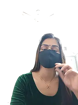 Snapshot of Tisha-01 chatting on 01-12-26, 05:53 Tisha-01 online show from 01-12-26, 05:53