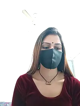 Snapshot of Tisha-01 chatting on 11-24-25, 02:33 Tisha-01 online show from 11-24-25, 02:33