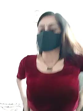 Snapshot of Tisha-01 chatting on 10-29-25, 02:16 Tisha-01 online show from 10-29-25, 02:16