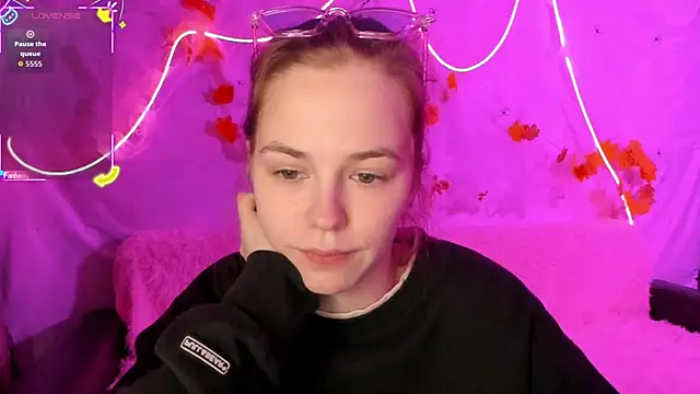 Fox Lisa online show from 11-12-25, 07:29