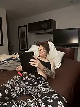 ivylee31 online show from 01-16-25, 06:56