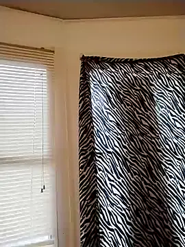 ivylee31 online show from 02-07-25, 10:19