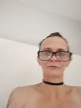 ivylee31 online show from 01-31-25, 02:37