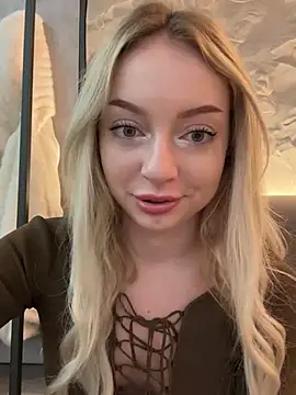 Snapshot of melissa_grr chatting on 02-07-25, 11:45 melissa grr online show from 02-07-25, 11:45