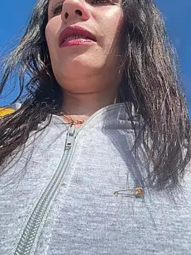 Alysson-- online show from 03-21-26, 01:37