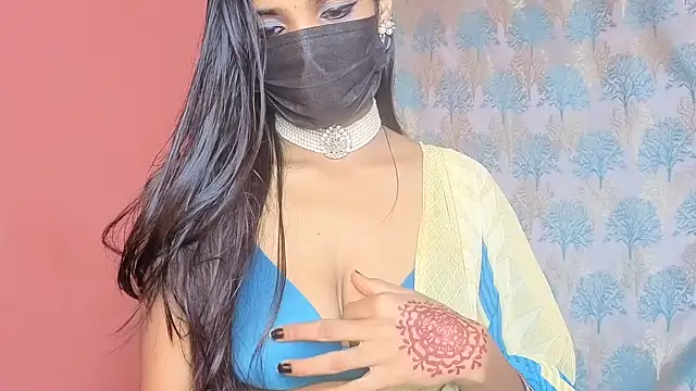 Snapshot of Indian_lovly chatting on 09-15-25, 01:22 Indian lovly online show from 09-15-25, 01:22