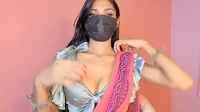 Snapshot of Indian_lovly chatting on 10-21-25, 01:54 Indian lovly online show from 10-21-25, 01:54