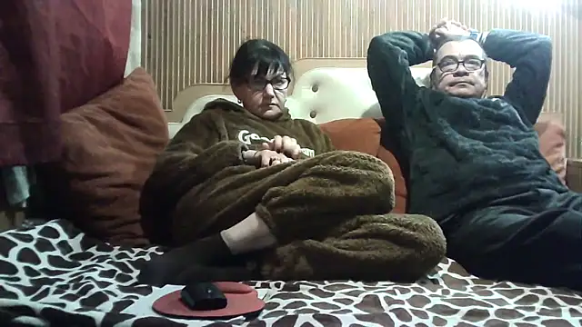 Snapshot of AlanaLaDream chatting on 02-21-26, 06:54 AlanaLaDream online show from 02-21-26, 06:54